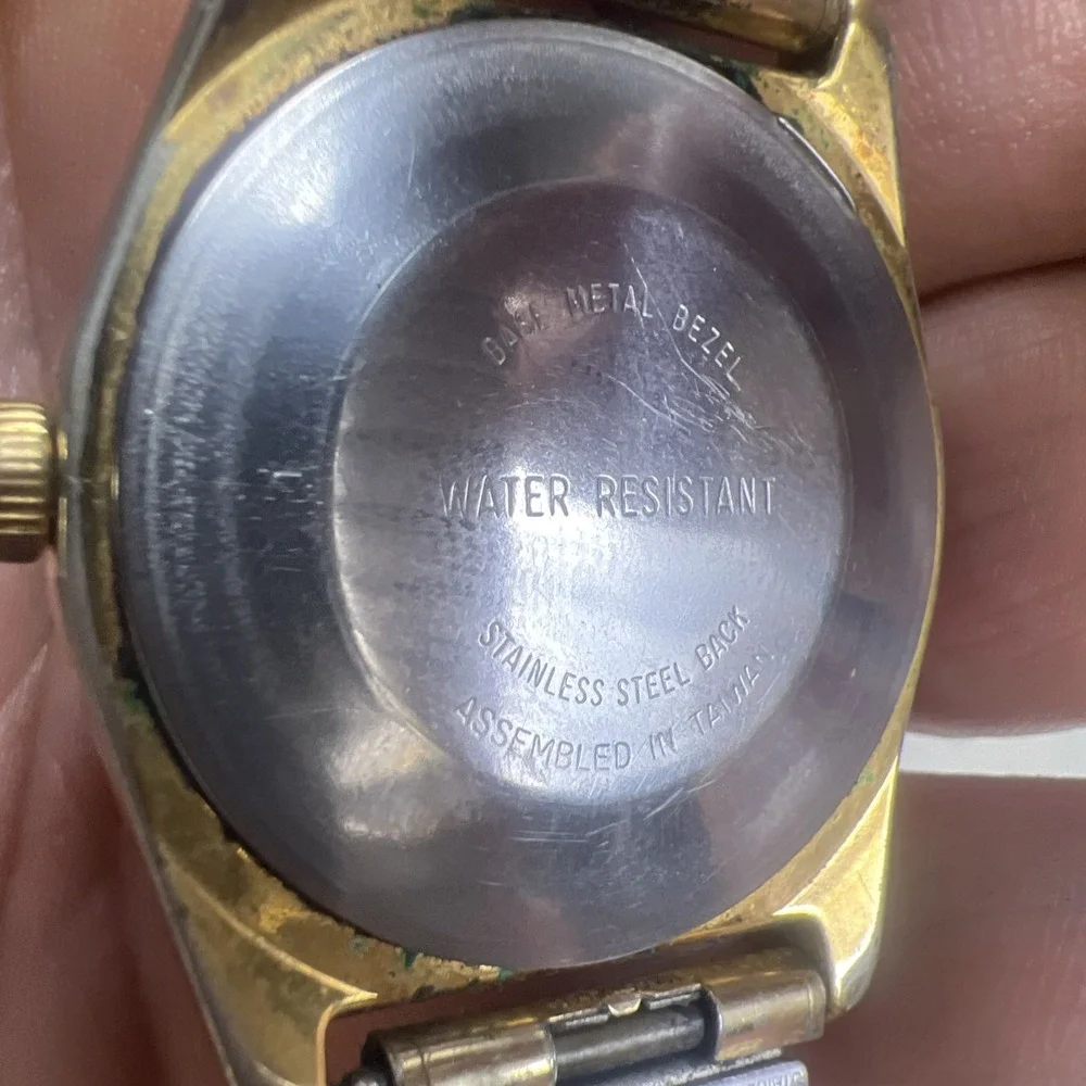 Timex Marlin Gold Tone Mens Vintage 1970s Mechanical Handwind Watch Working